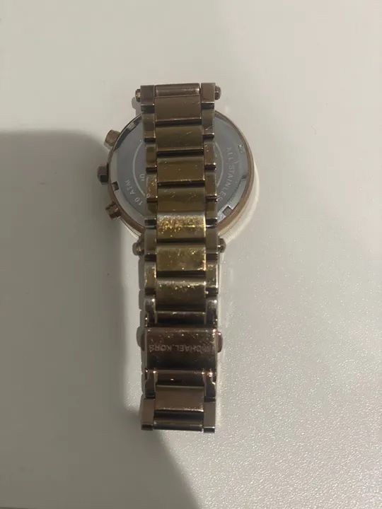 Relógio Michael Kors Feminino Dourado - Foto 4