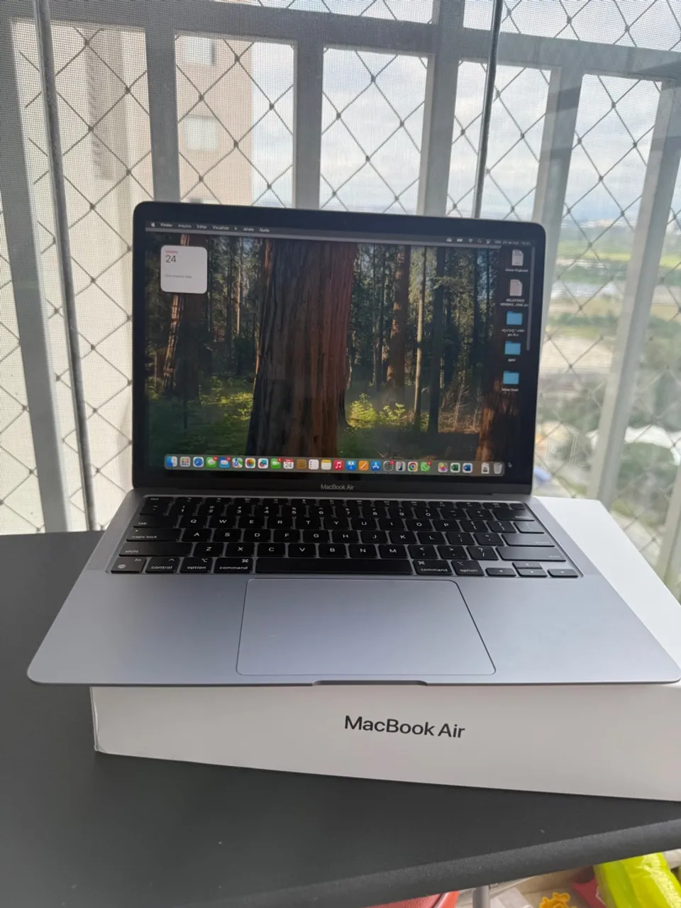 MacBook Air M1 8GB RAM 256GB 13 Polegadas Space gray
