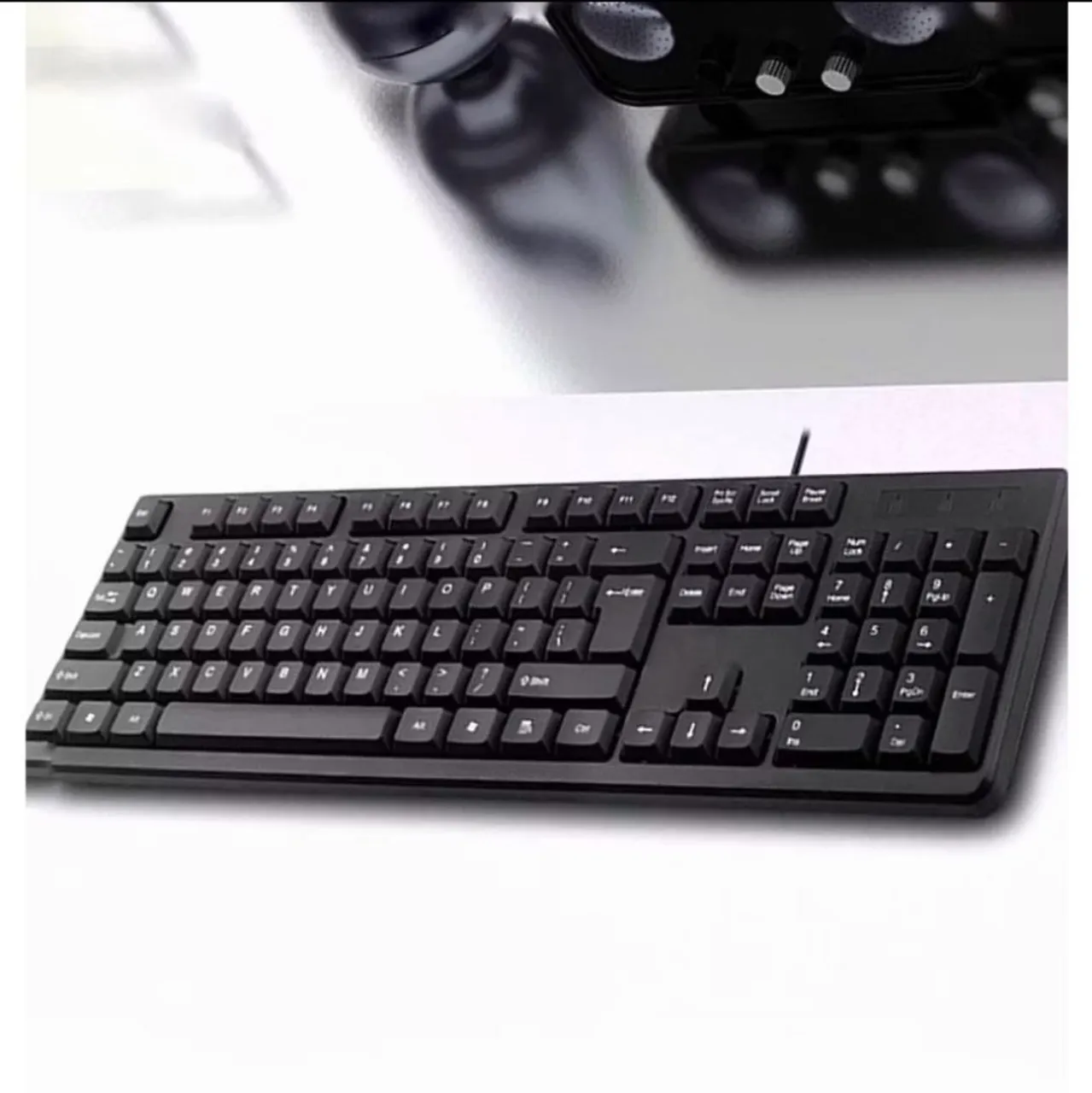 Teclado USB Preto para Computador