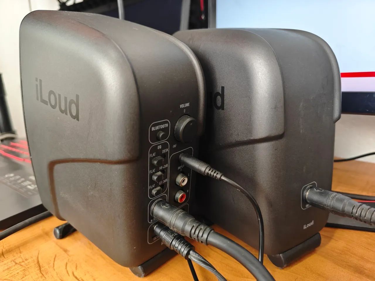 iLoud Micro Monitor de Referência para estúdios de Gravação Caixa de Som com Bluetooth - Foto 6