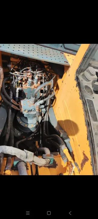 Escavadeira Hidráulica Hyundai 160 LC 9s 2012  - Foto 5