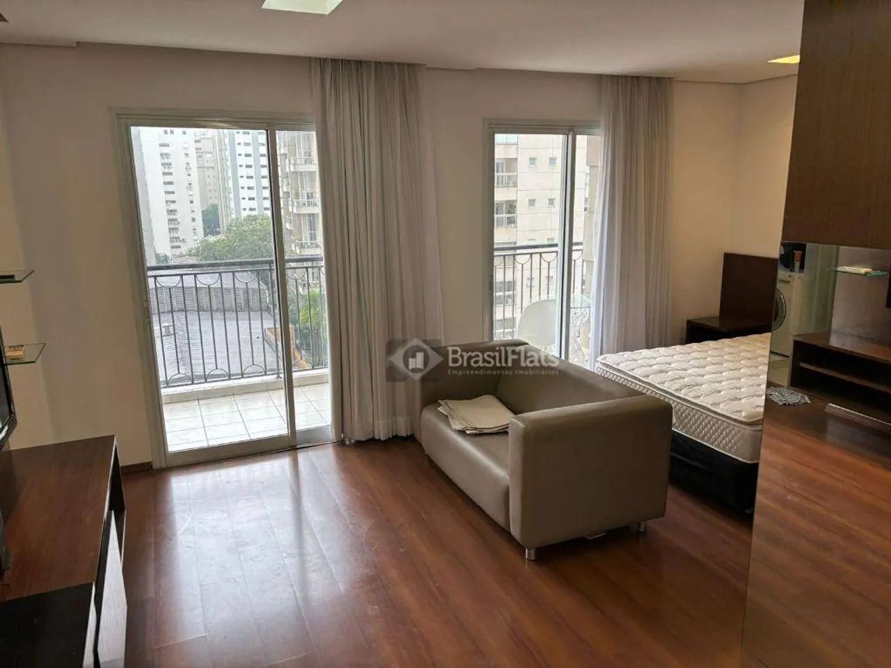 Flat com 1 dormitório para alugar, 44 m² por R$ 6.800,02/mês - Vila Nova Conceição - São P