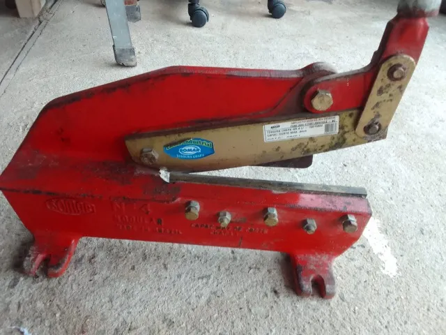 Máquina de cortar Chapa