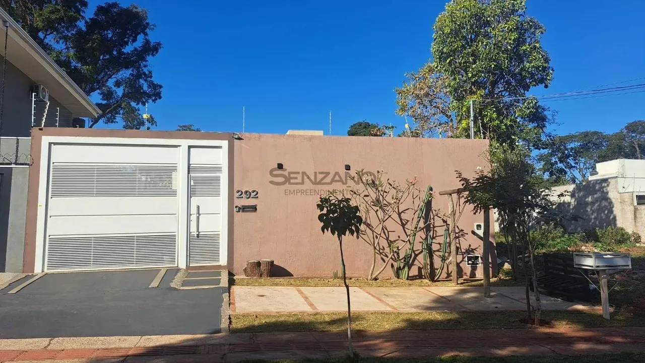 Descubra o lugar perfeito nesta incrível casa térrea disponível para locação em Vila Nasce