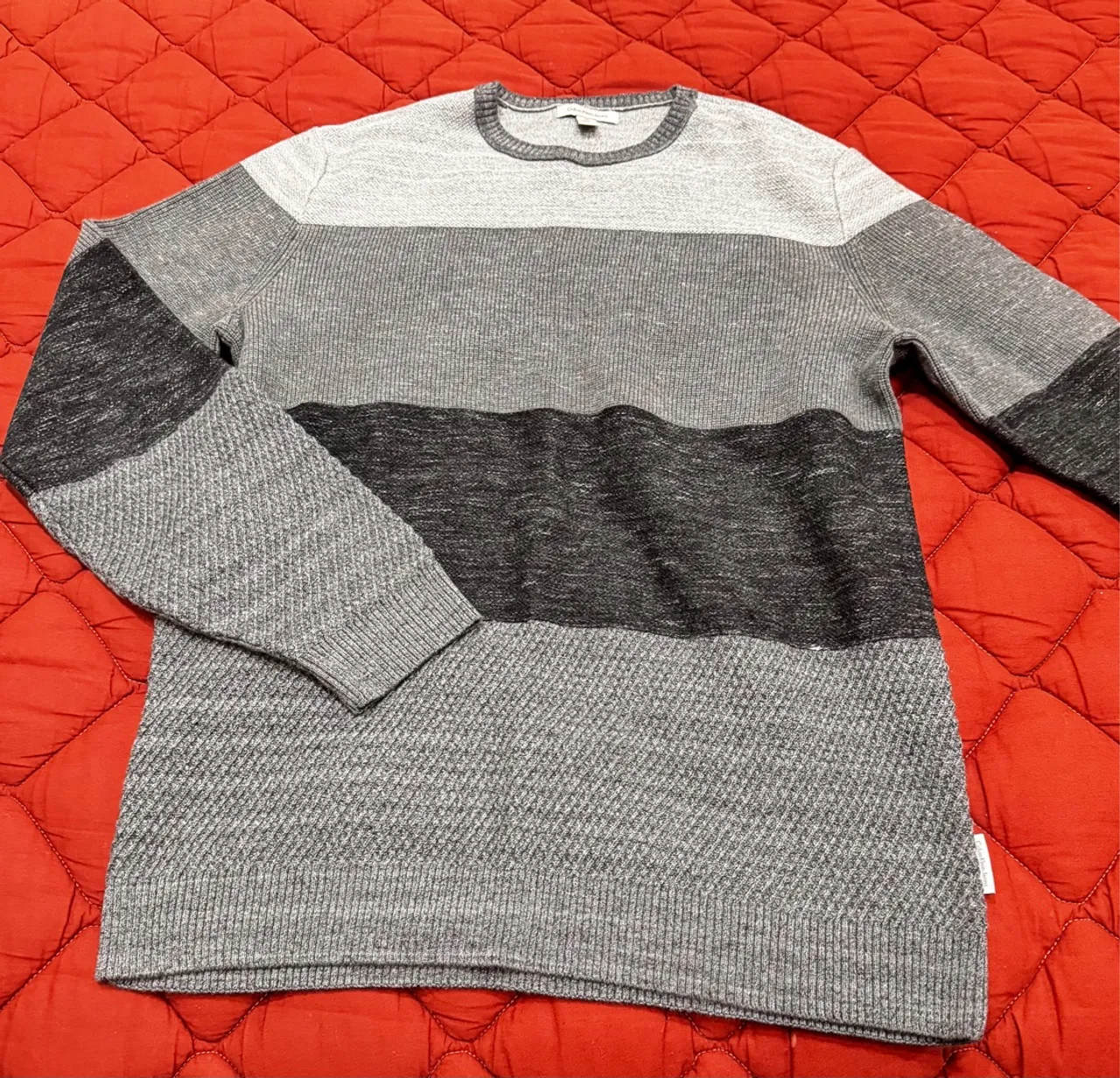 Suéter Calvin Klein tamanho M Masculino