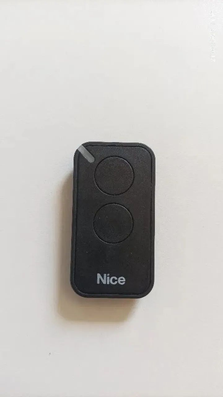 Controle Para Portão Eletrônico Nice Era Inti 2 teclas PRETO/PRETO