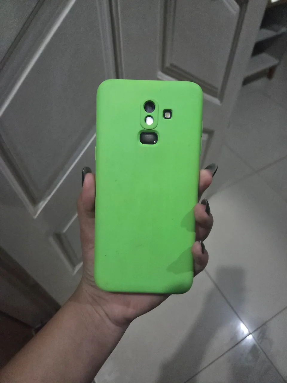 Galaxy j8 , zerado,sem problemas, não é viciado,celular ótimo para jogos