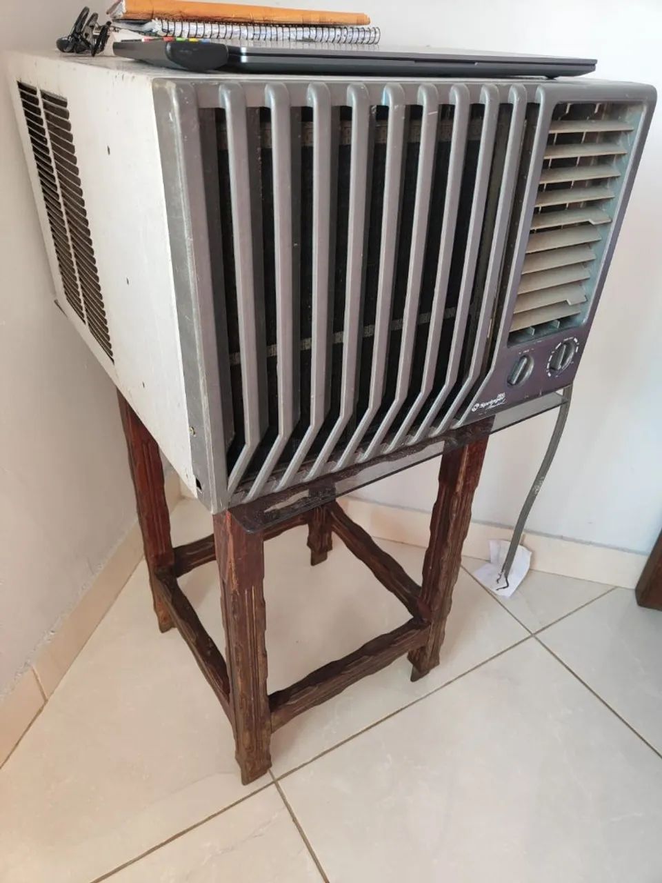 Ar Condicionado de Janela Springer - Usado
