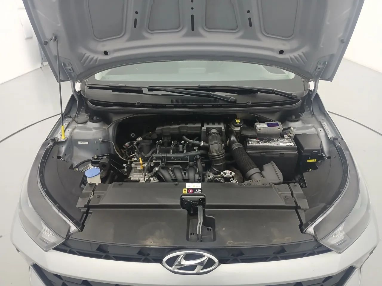 Hyundai HB20 Limited 1.0 Flex 12V Mec., foto 10 de 18