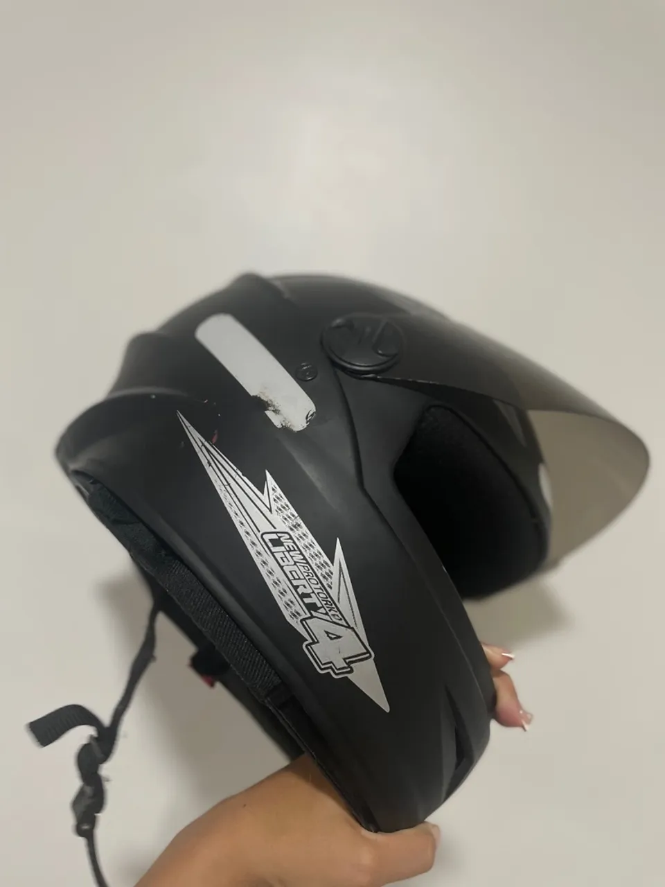 Capacete de Moto Preto - New Proto 4 Liberty