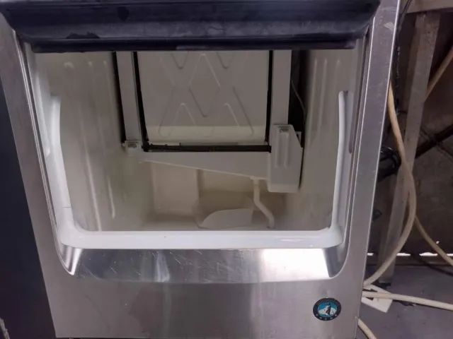 Maquina De Gelo Km 30 Hoshizaki Macom (Aceito Cartao) - Foto 4