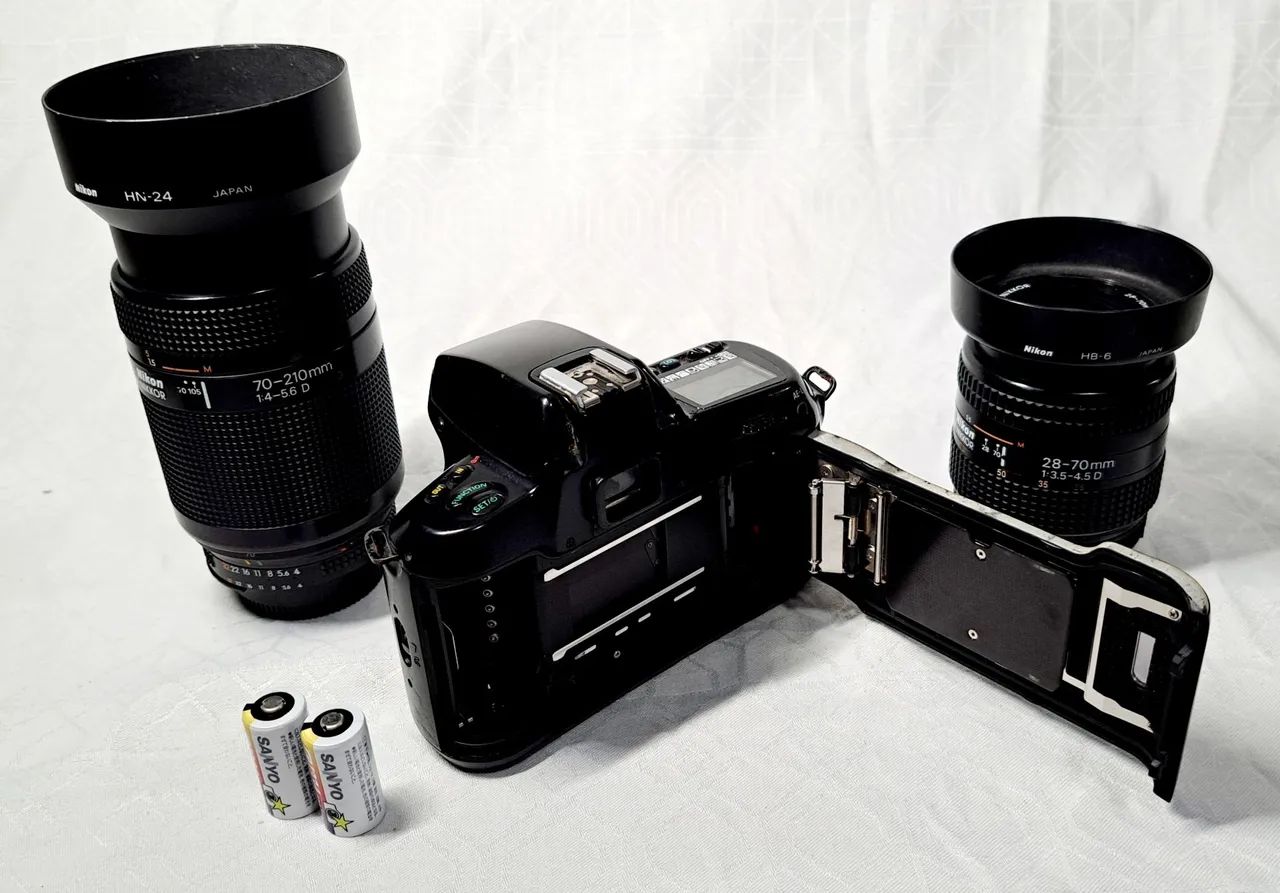 Câmera Nikon N70 com 2 Zooms Nikon Originais - Foto 6