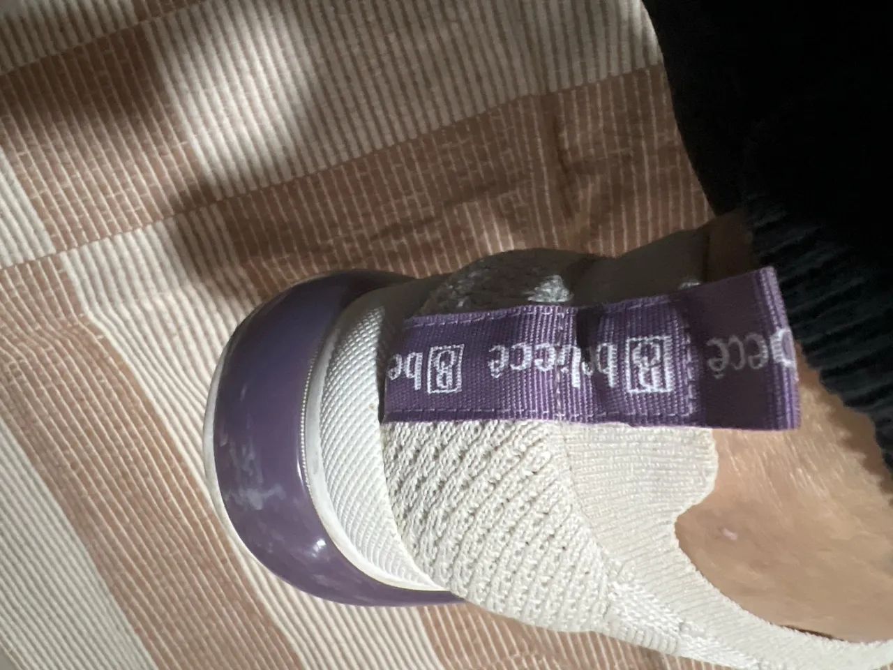 TÊNIS BEBECÊ SLIP OFF WHITE 38 BAIXEI - Foto 4