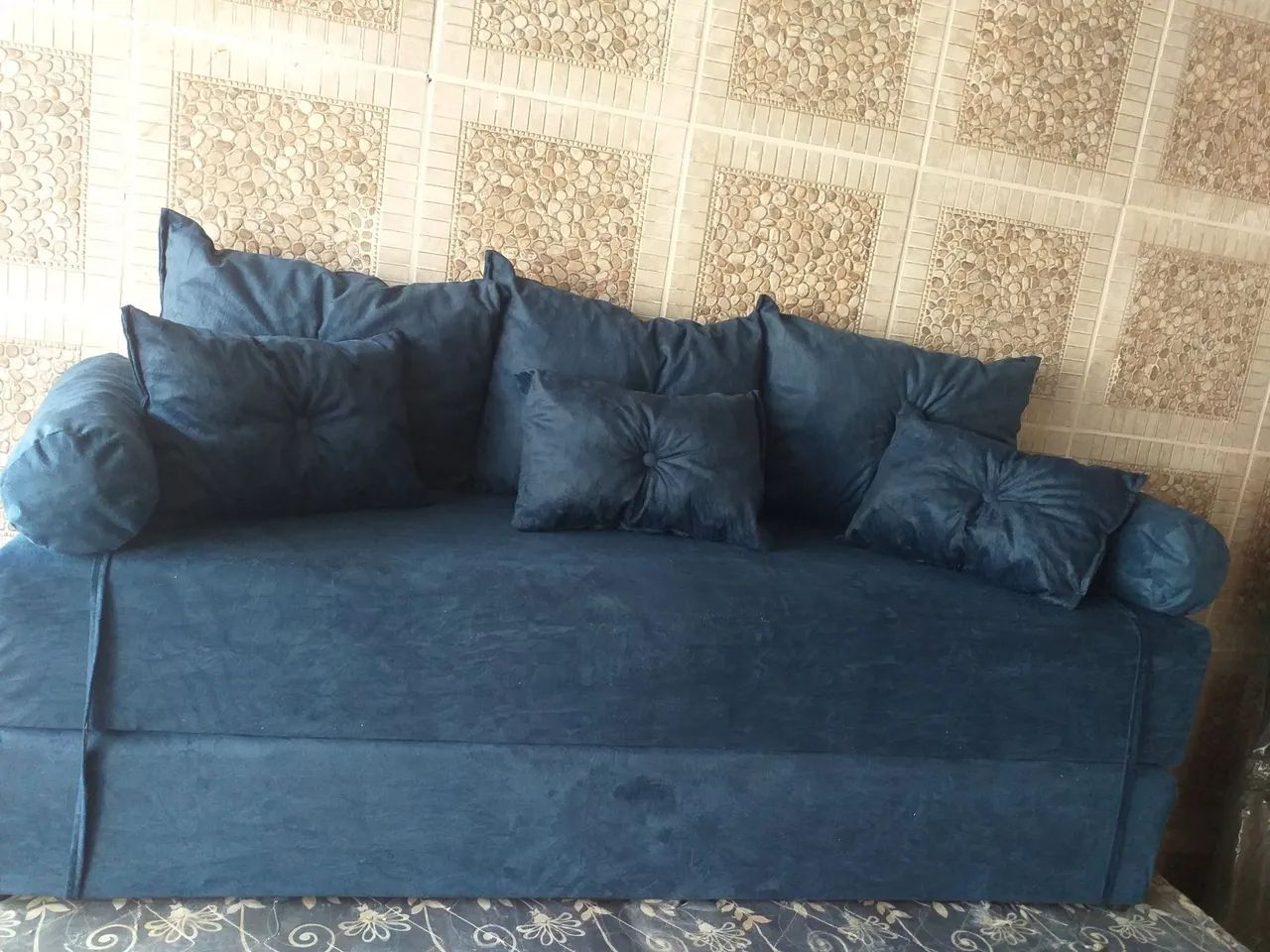 Factory-Bed Sofa with 8 Cushions64842828033923122