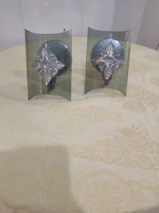 Par de Apliques de Parede em Vidro com Detalhes em Metal - Foto 2