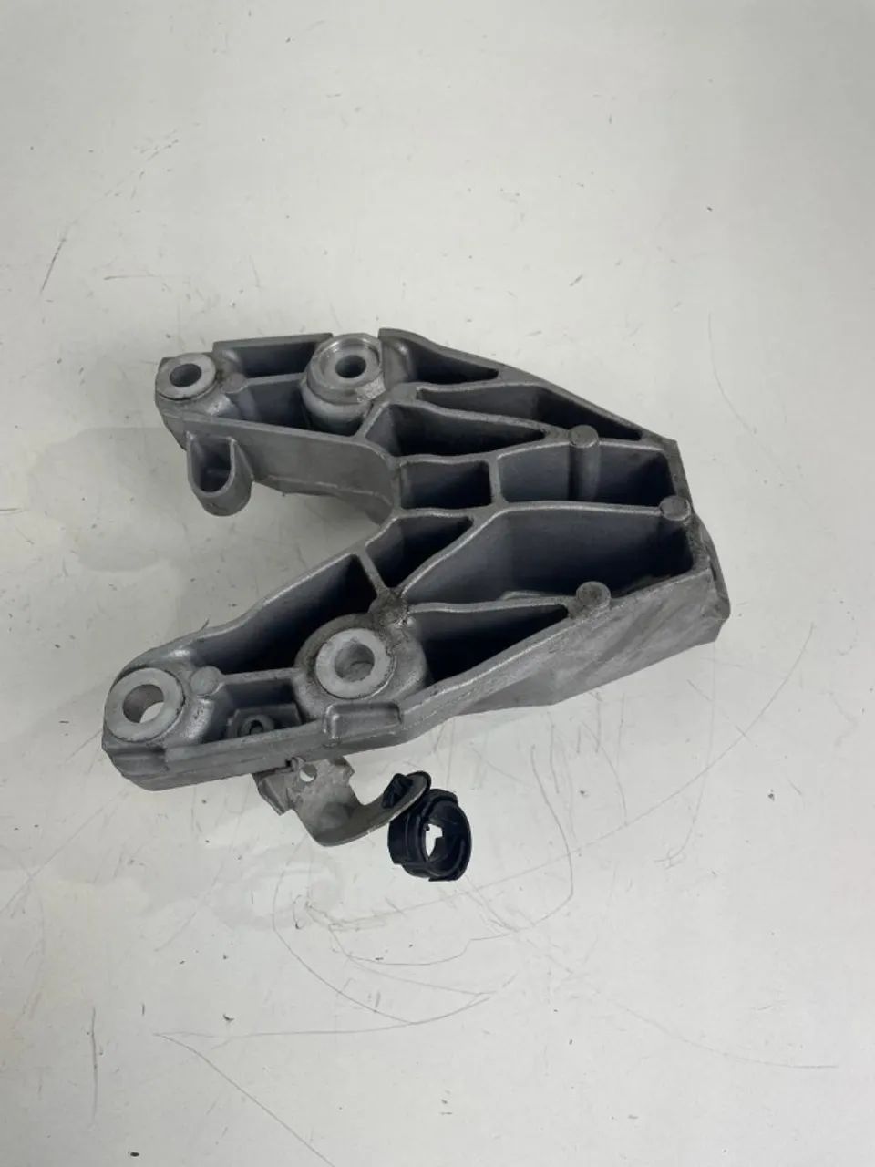  Suporte Coxim calço motor lado esquerdo BMW X3 2013 2016 - Foto 4