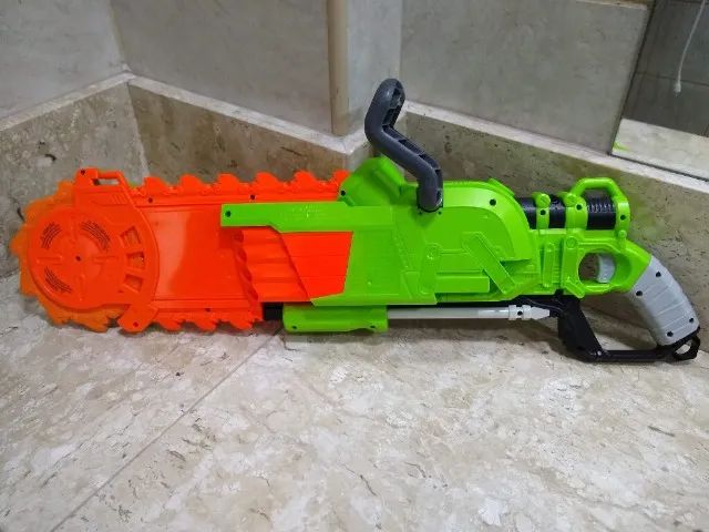 nerf zombie-strike brainsaw - Foto 5