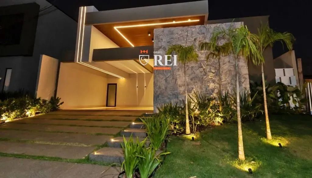 Casa com 3 dormitórios à venda, 240 m² por R$ 2.480.000 - Solar Do Bosque - Rio Verde/GO