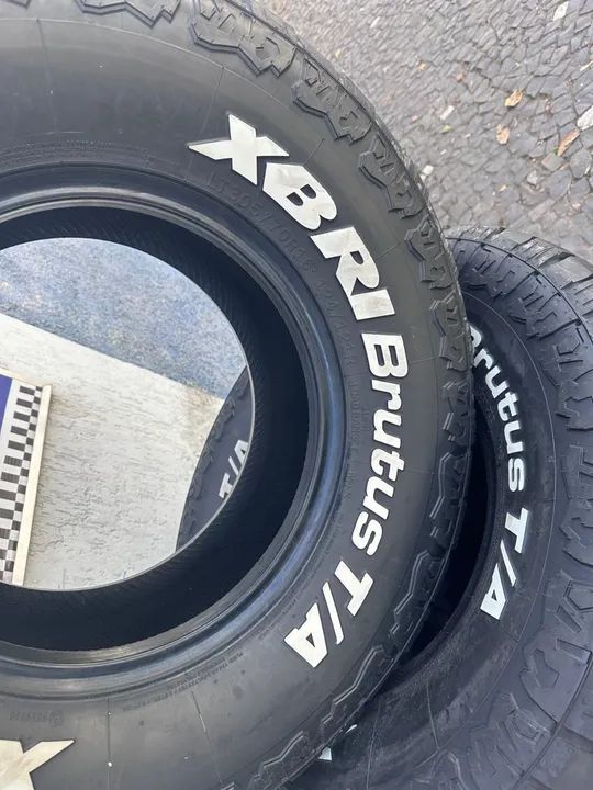 Pneu 305/70 R16  - Foto 4