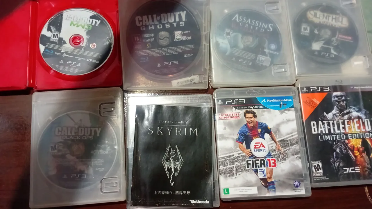 Lote de 8 ótimos Jogos de PS3 Call of Duty Battlefield 3