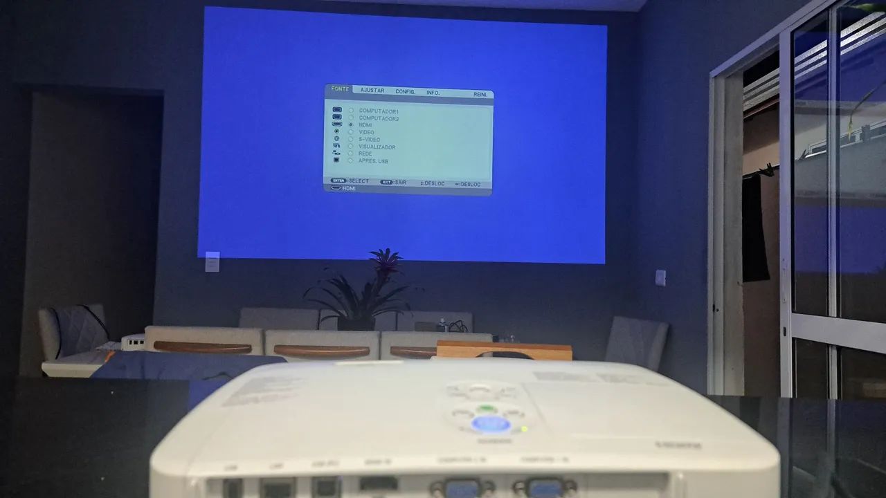 Vendo projetor NEC M300w - Foto 3