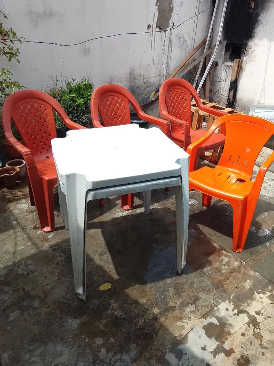 Mesa e cadeiras  - Foto 2