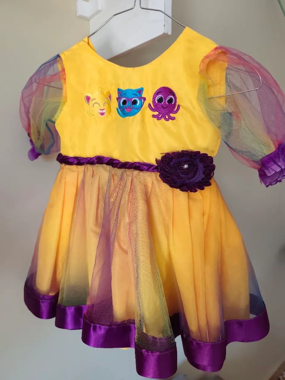 Vestido 1 ano bolo fofo - 30,00 