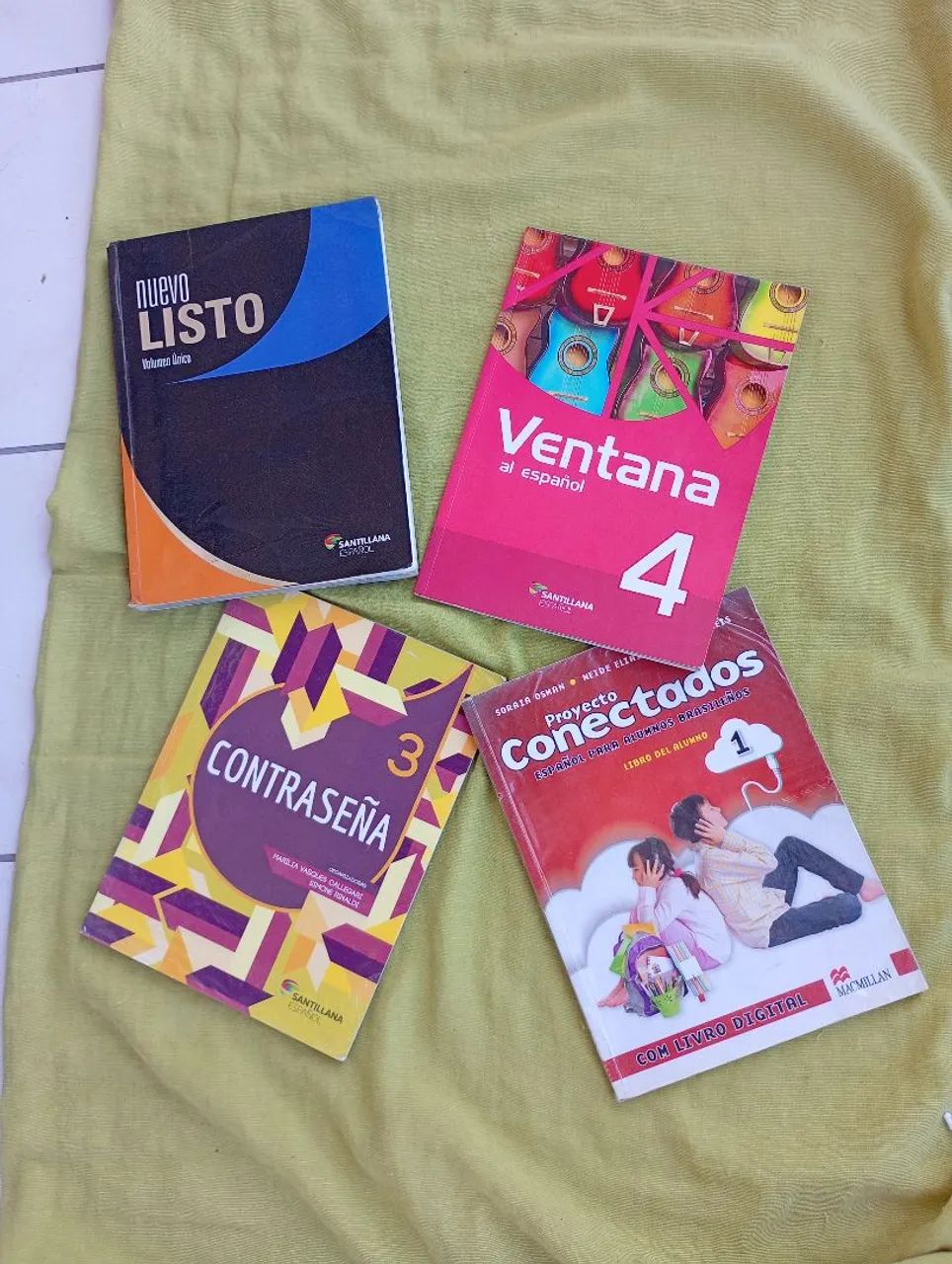 4 Livros de espanhol 