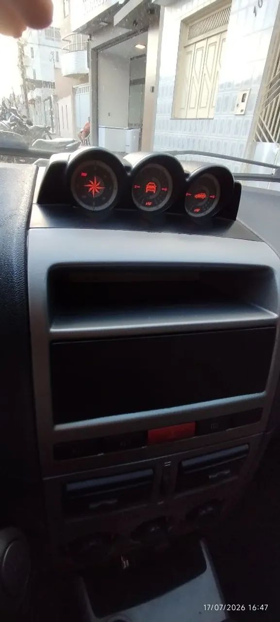 Fiat Palio Week.adv.lock.dualogic 1.8 Flex 2010 - Foto 3