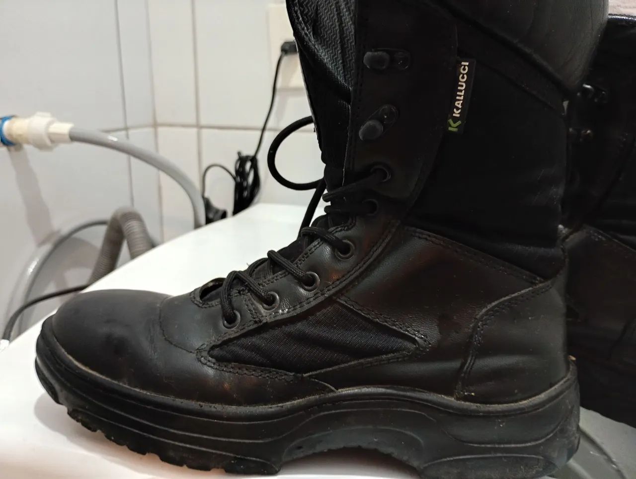 Coturno masculino Kalucci conservado 100,00