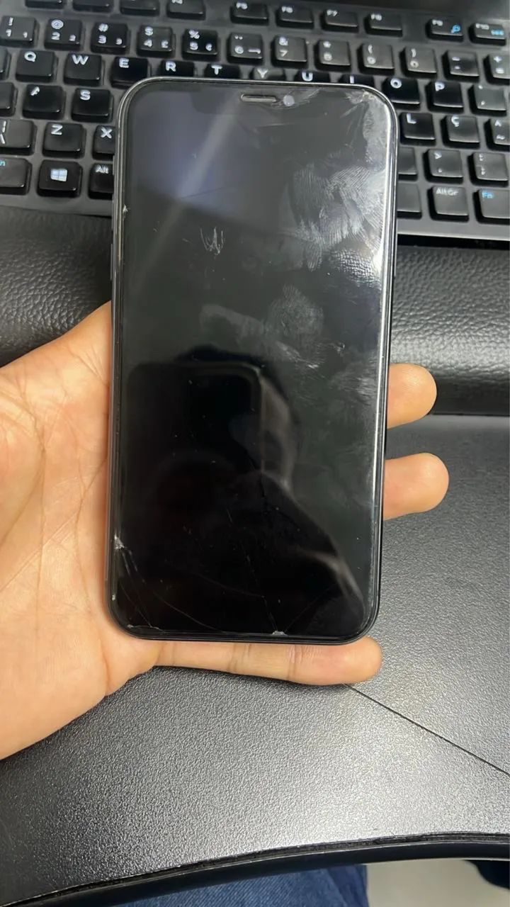iPhone 11  - Foto 4