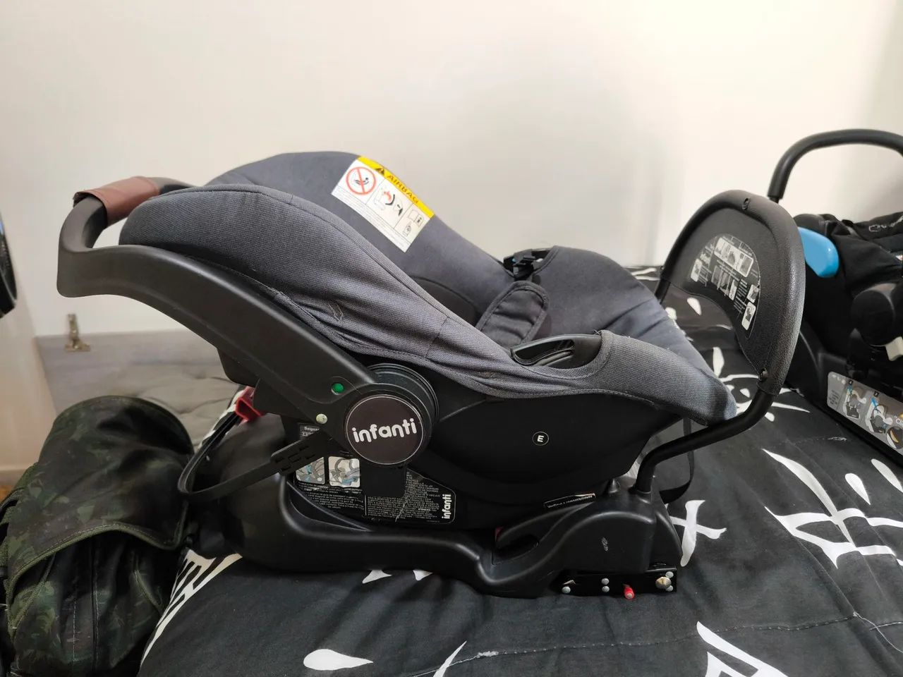 Cadeirinha de bebê com isofix 