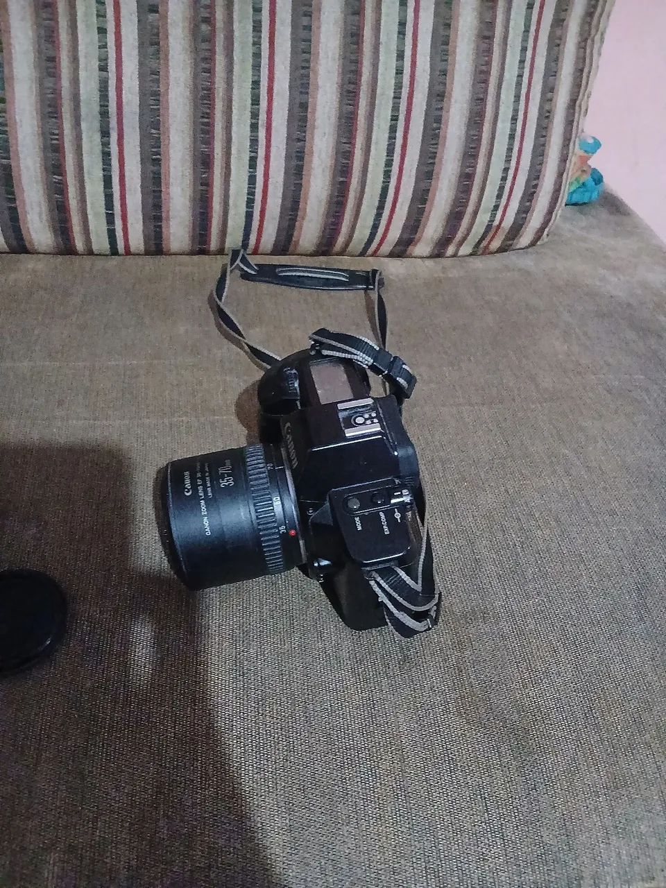 Camera Canon EOS650 analogica - Câmeras e Filmadoras - Veloso