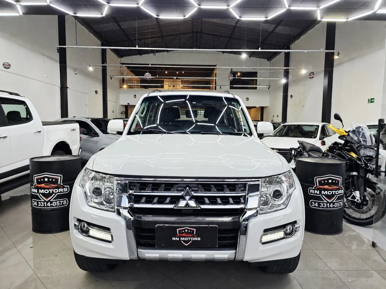 Mitsubishi Pajero Pajero HPE Full 3.2 4x4 T.I.Dies. 5p Aut 2019