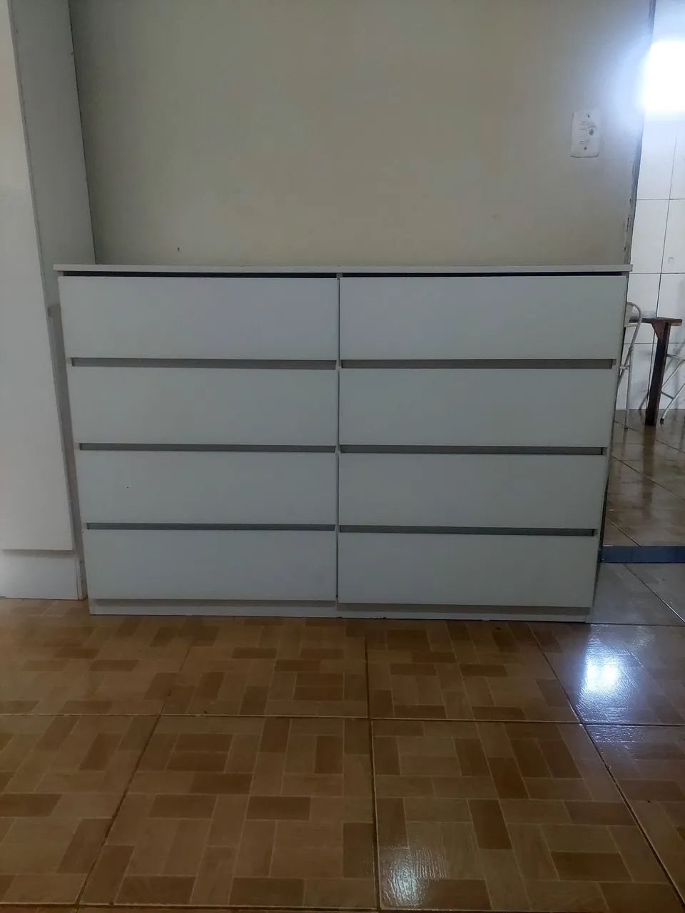 Comoda 8 gavetas Semi Nova - Foto 2