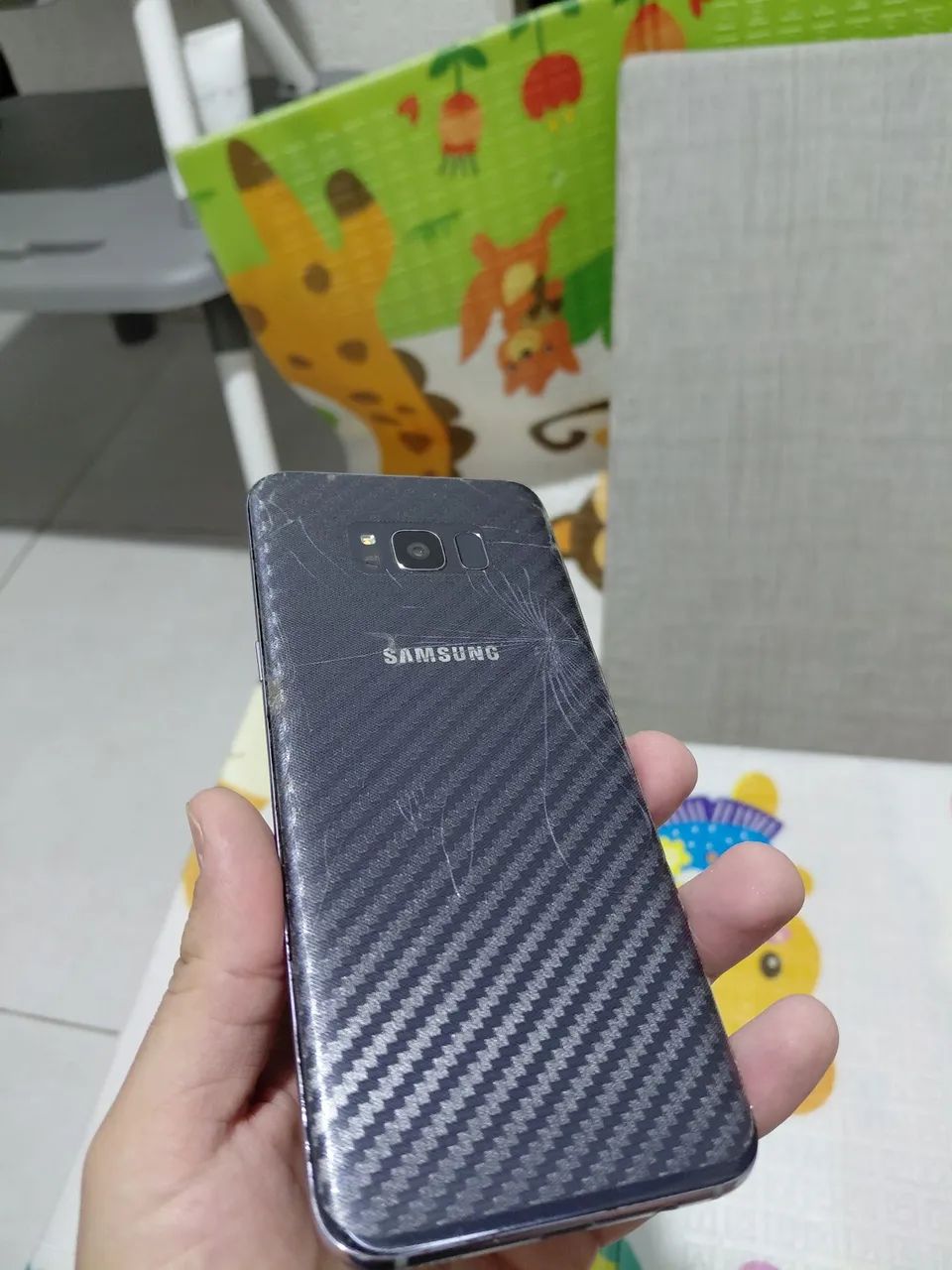 S8+ com burn-in e traseira trincada  - Foto 2