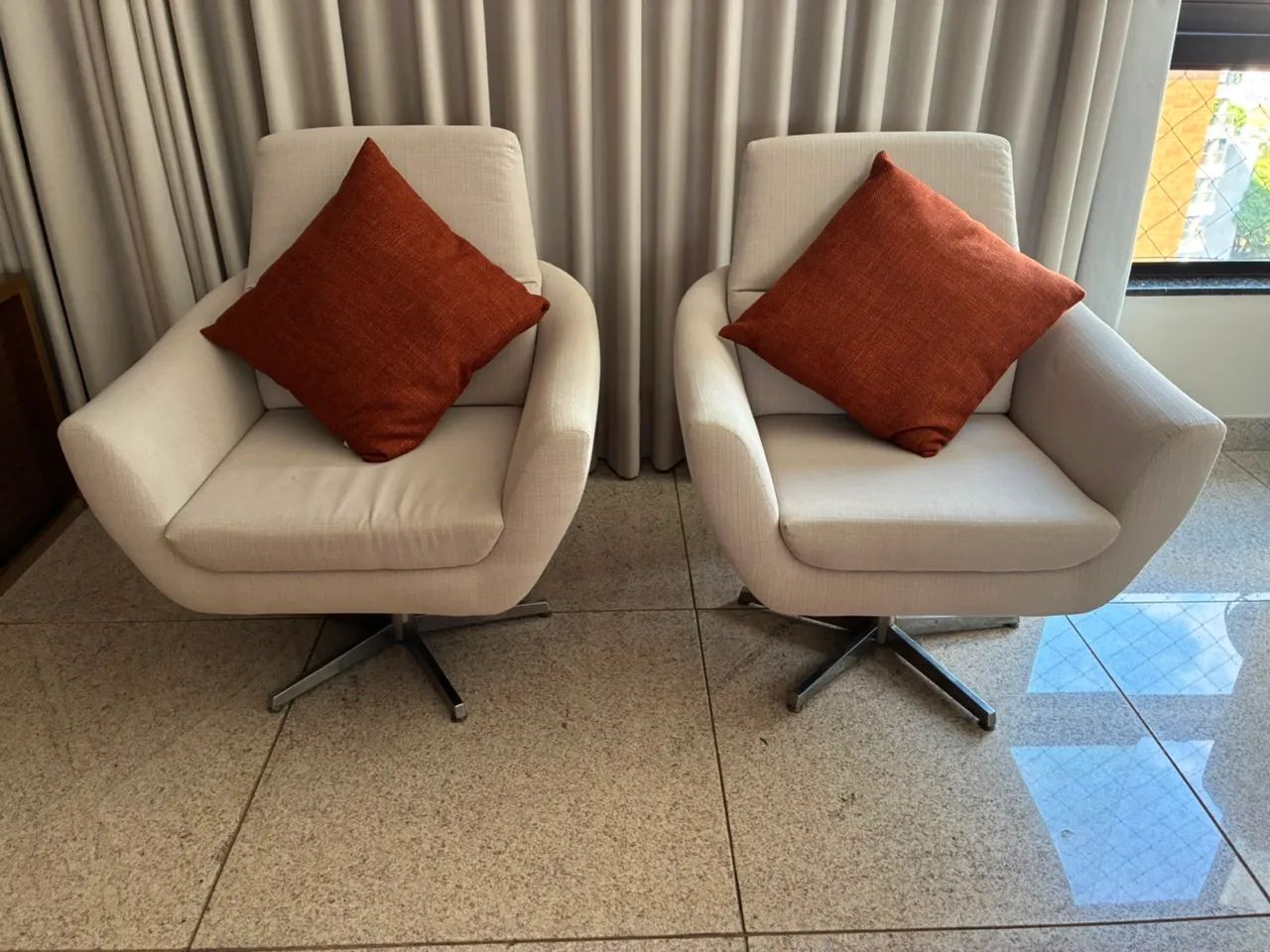 Poltronas giratórias (par) 