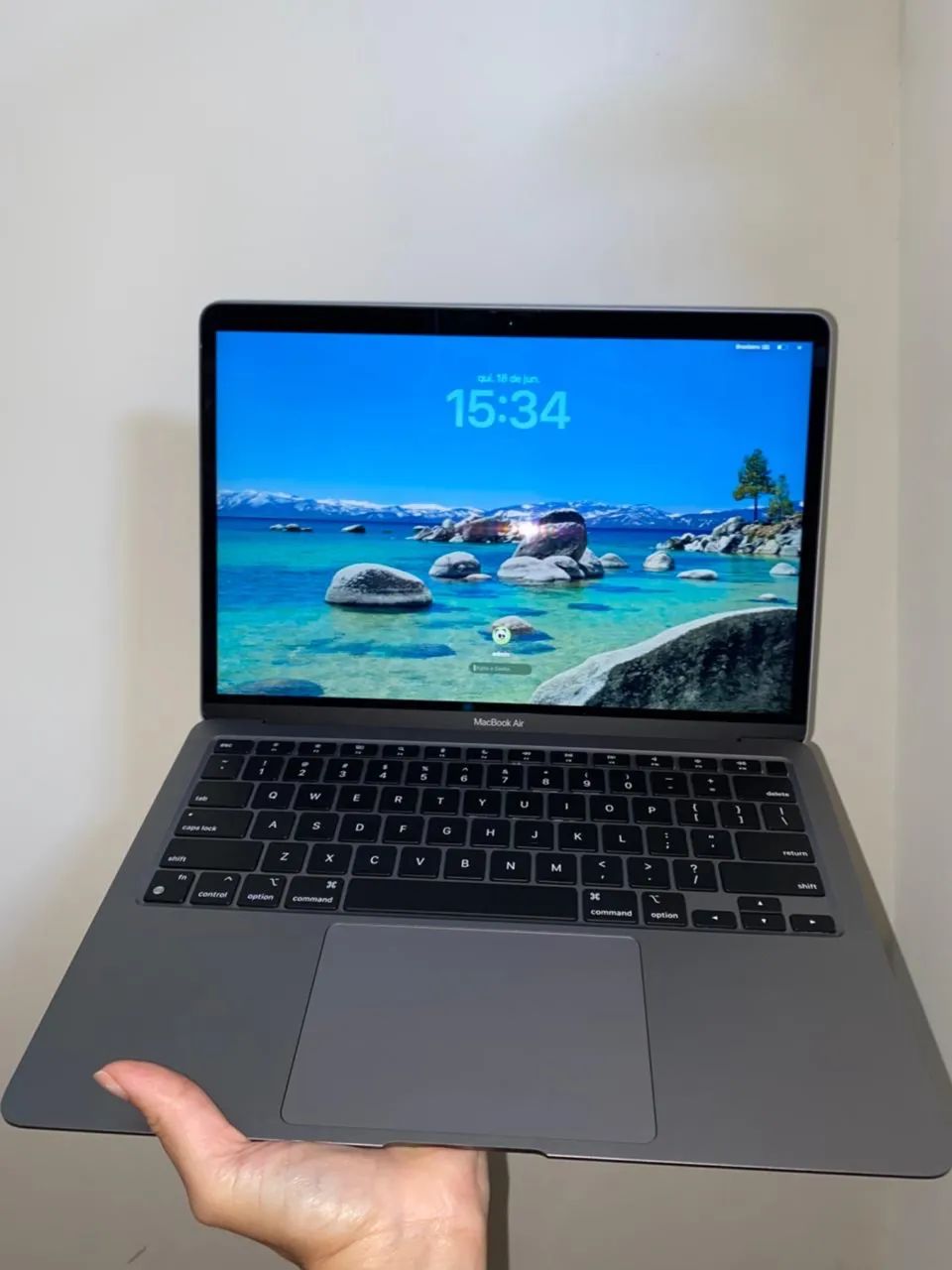 MacBook Air m1 || 8Gb RAM || 256gb SSD BAT 85%