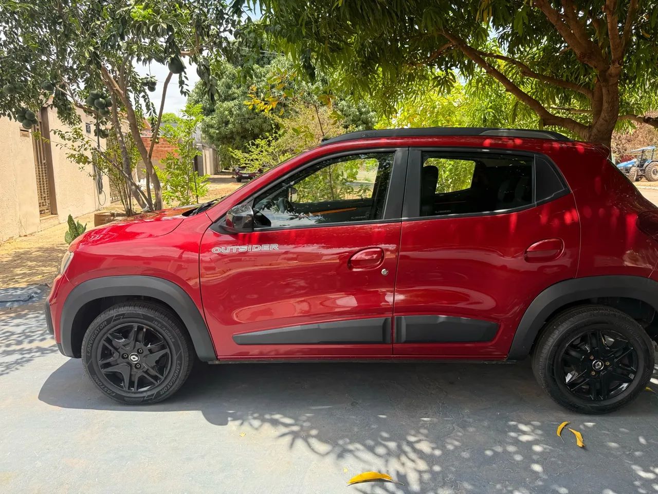 Renault Kwid Outsider 1.0 Flex 12V 5P Mec. 2020 - Foto 2