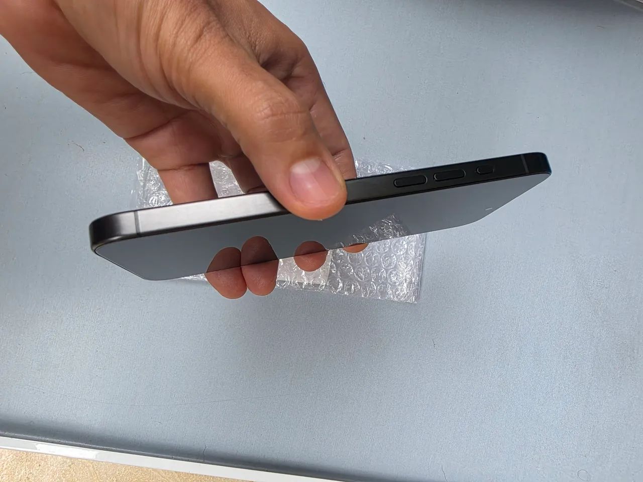 Iphone 15 pro max 256 (novo)  - Foto 3