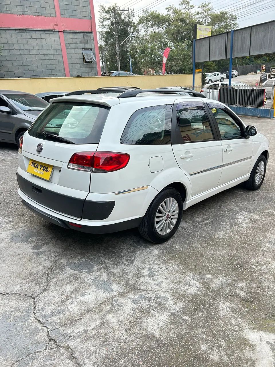 Fiat Palio Week. Attractive 1.4 Fire Flex 8V 2011 - Foto 3