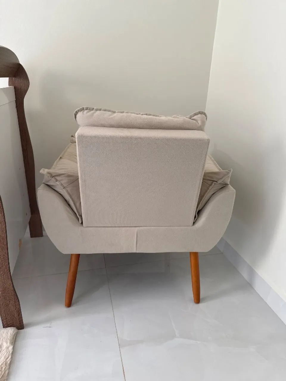 Poltrona confortável Bege  - Foto 3