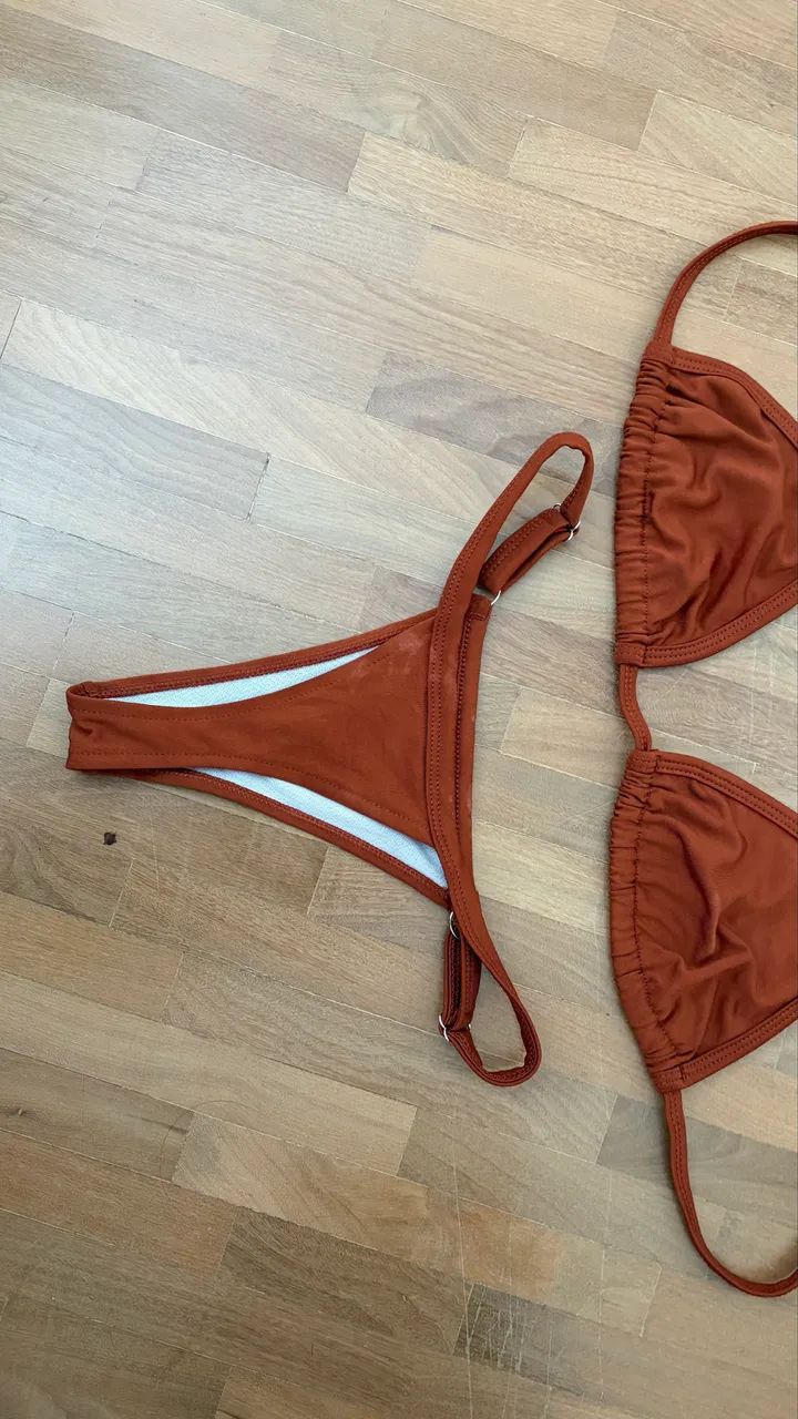 Biquíni laranja preso no pescoço  - Foto 2