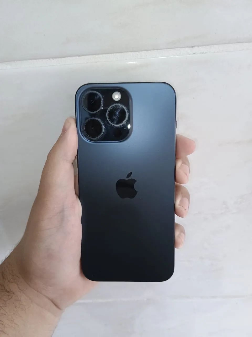 iPhone 15 pro Max 256gb / azul titânio  - Foto 3