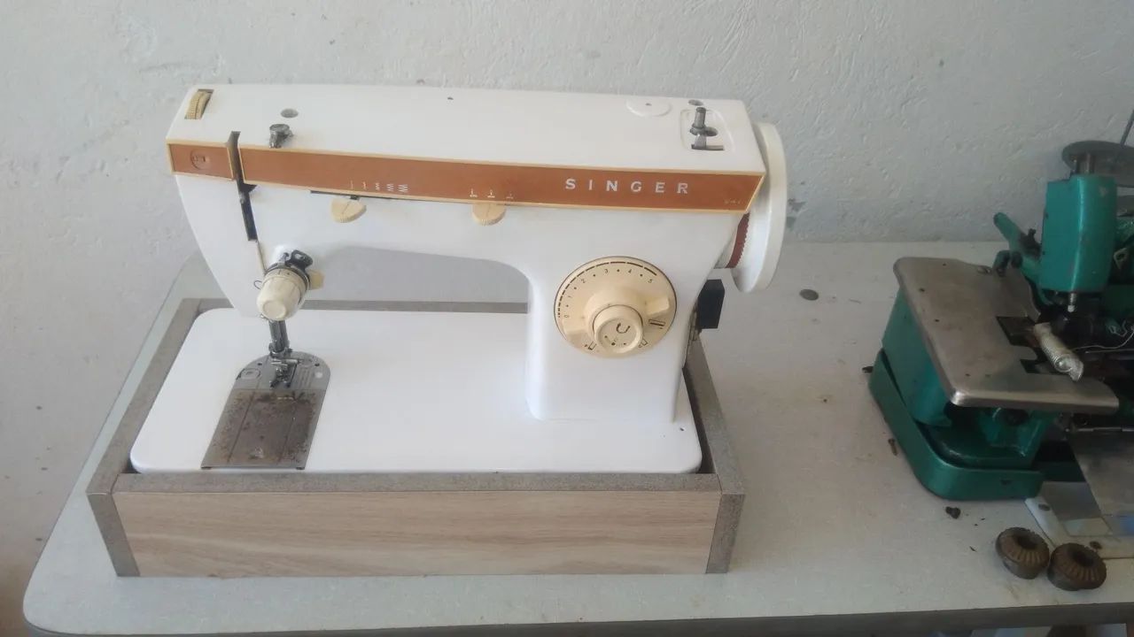 Máquina de costura singer  - Foto 4