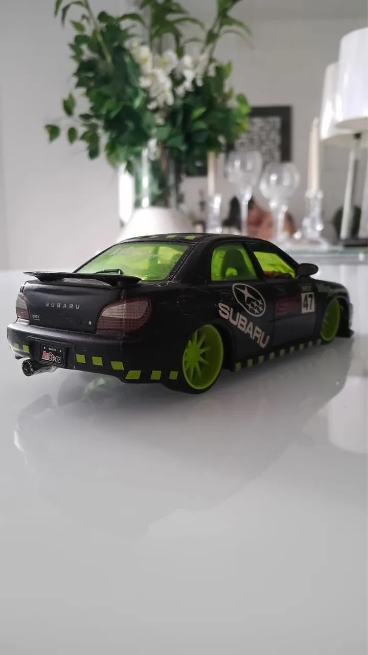 Subaru Maisto escala 1:24 - Foto 5