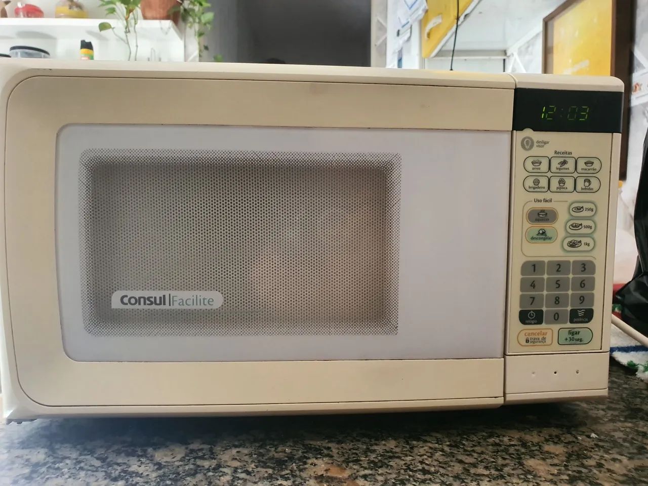 Micro-ondas estragado 