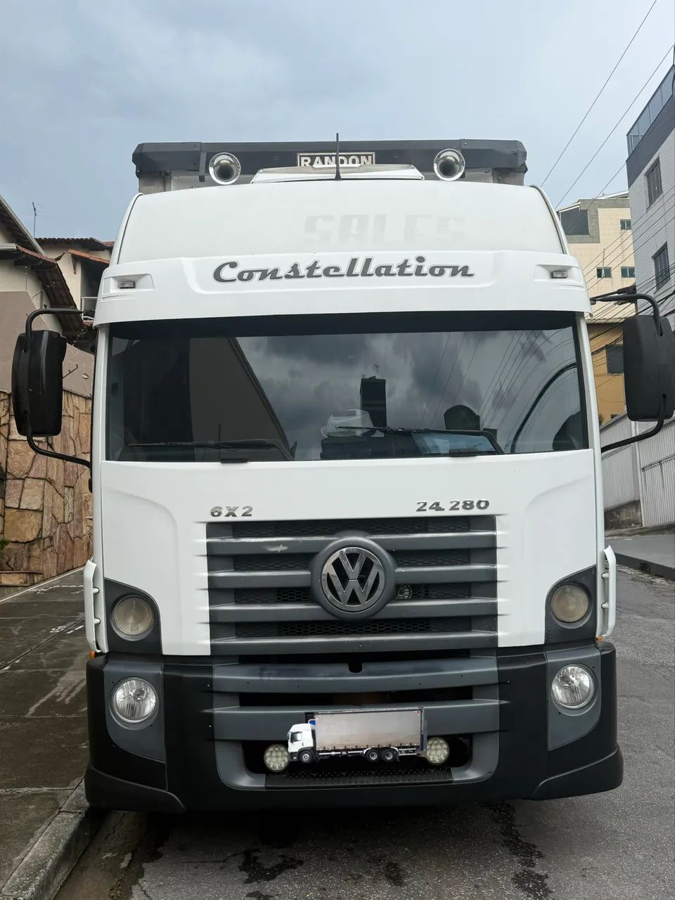 VW Constellation 24280 Bau Sider