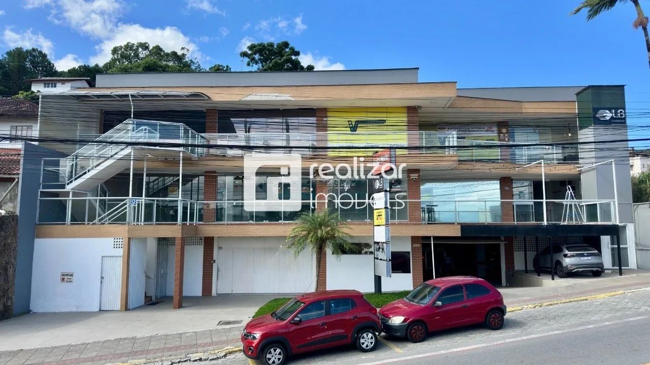 Loja com 700m2 no bairro Saco Grande Florianópolis