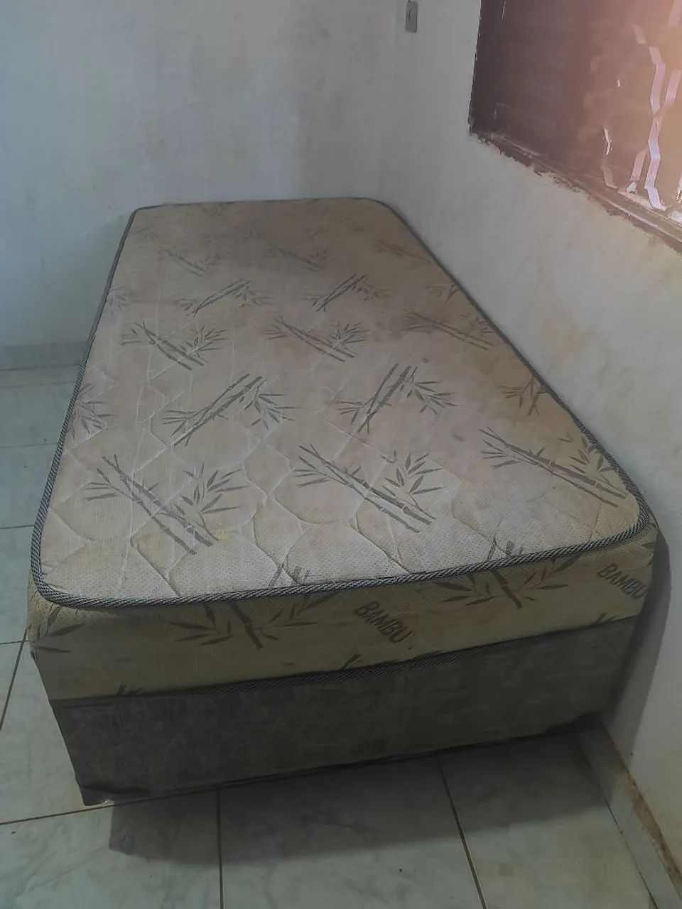 Cama usada, só mandar limpar  - Foto 5